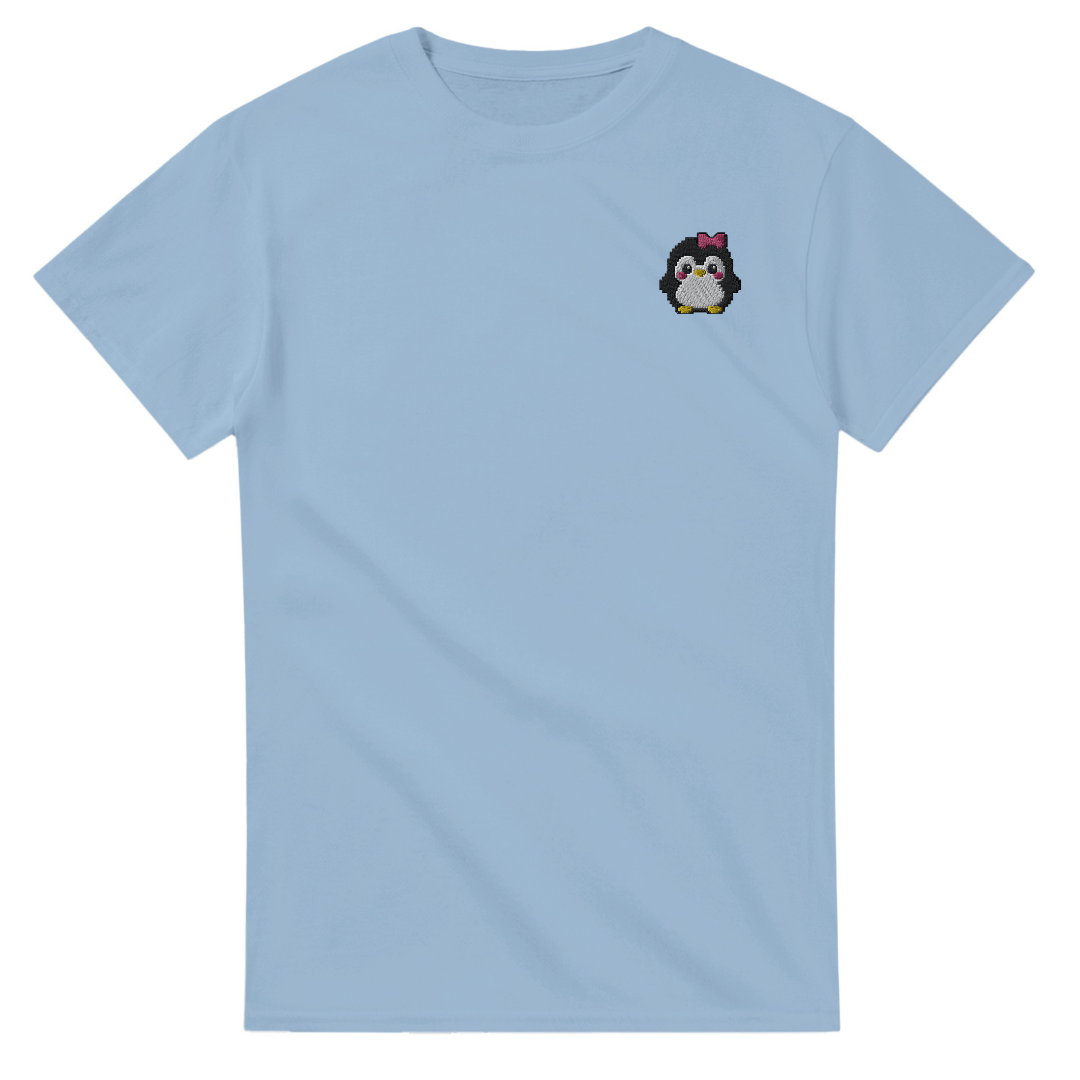 Cute Pinguin Patch mit Schleife - Heavyweight T-Shirt - HangoverSociety